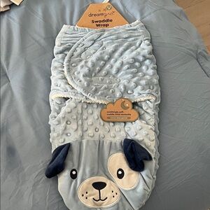 DreamGro Swaddle Wrap with Puppy Design